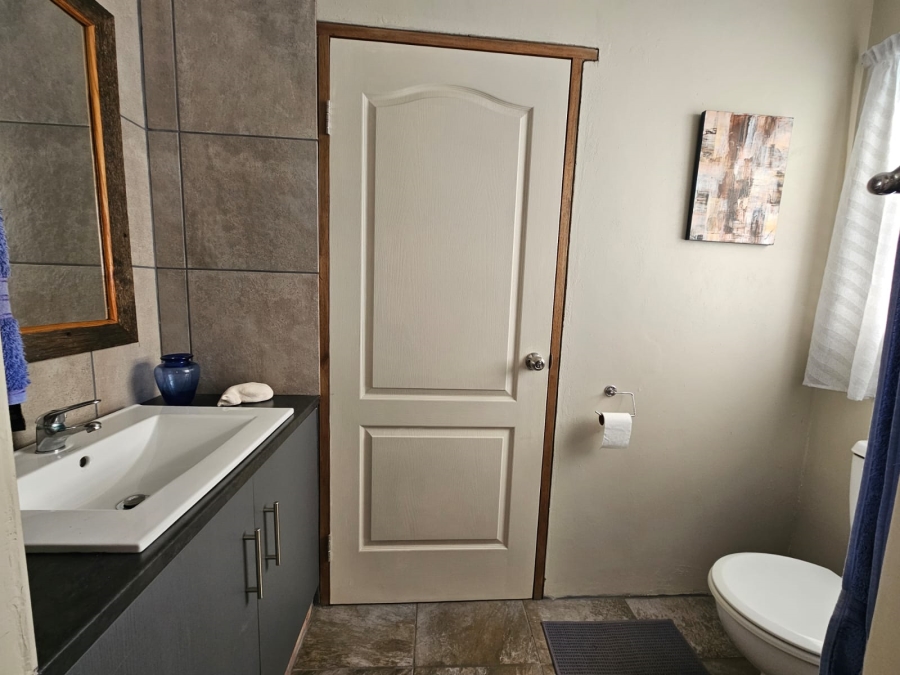 3 Bedroom Property for Sale in Stilbaai Wes Western Cape